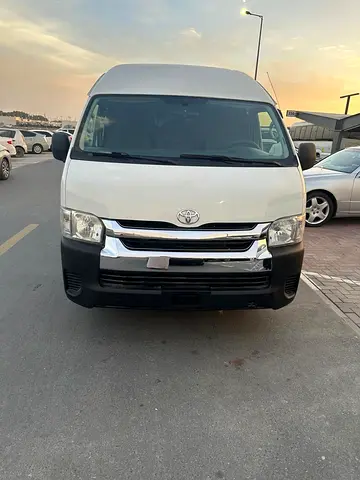Toyota Hiace GL 2016 GCC Specs