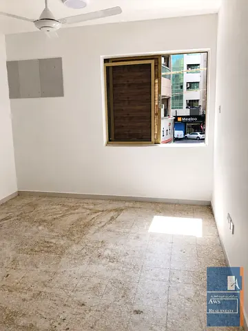 Studio Available for Executives, Now with 1 Month Rent Free