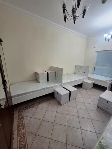Executive bedspace available