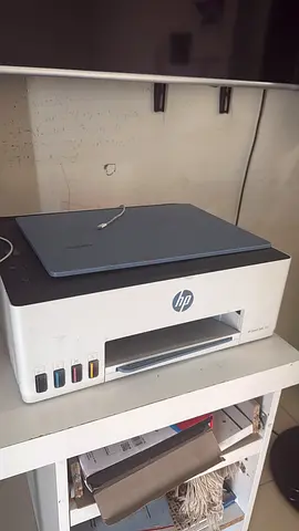 HP DeskJet Color Printer - Good Working Condition. HP SMART TANK 585