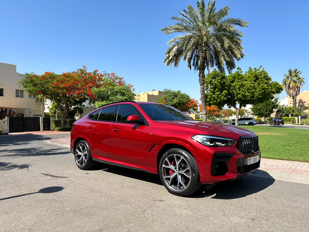 BMW X6 2023 — photo 1 of 19