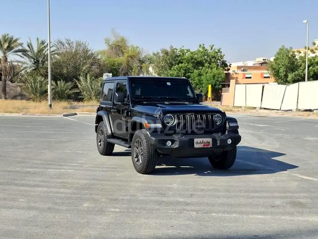 Jeep Wrangler 2026 — photo 1 of 12