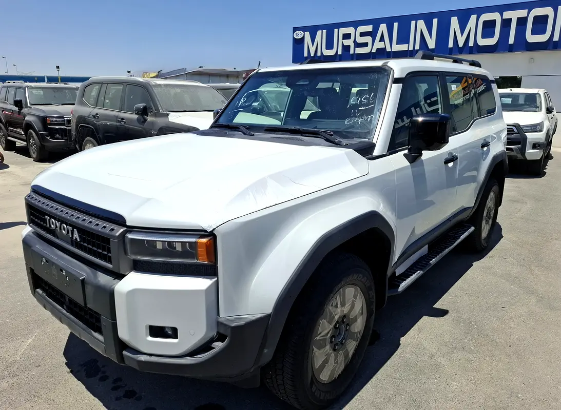 Toyota Prado 2025 — photo 1 of 17
