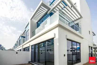 Large Unit Bua 4727 | New And Ready | Lagoon Commu