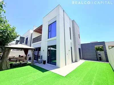 Premium 4-Bedroom Villa | Spacious Family Home | Single row