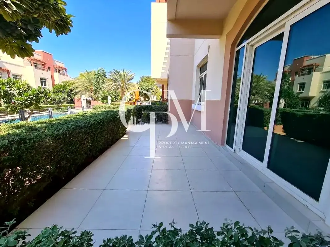 Corner 1BR Apartment | Generous Layout | Large Terrace