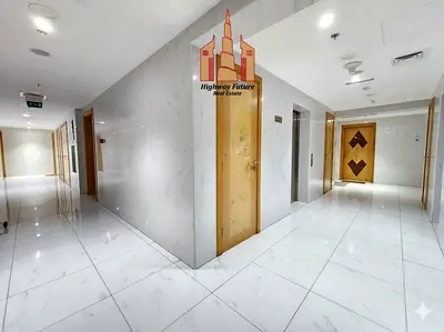 Luxury 2bhk apartment with master bedroom Near to sahara mall full family building