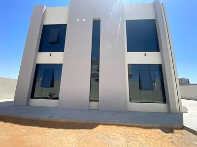 Spacious 4BR Villa | Majlis &amp; Living Hall | Maid