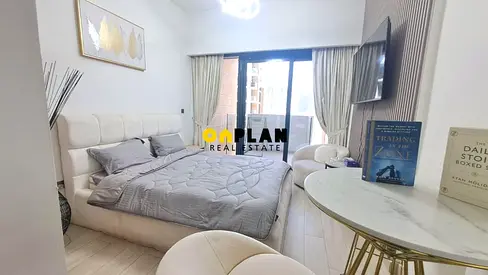 Premium Studio | Unfurnished | Street View