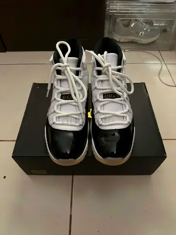 Jordan 11 Retro “Gratitude”