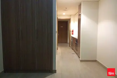Vacant Studio | Unfurnished | Prime Location