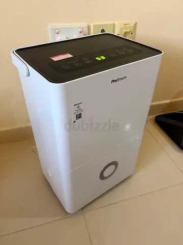 Pro Breeze 30L Dehumidifier in Excellent Condition