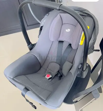 Joie Signature  Infant Car Seat / Stroller  - Grey (Good Condition)