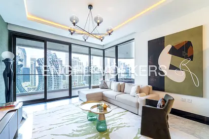 Exclusive |Incredibly Spacious | Canal View