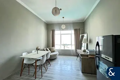 1 Bedroom | Lake Views | Prime Location
