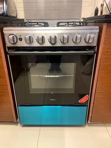 Midea freestanding gas oven and stove - good working condition
