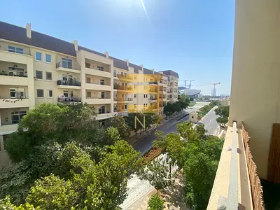Well Maintained With 2 Balconies Mid Floor