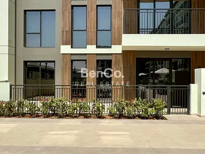 Podium | Huge terrace | Best for families