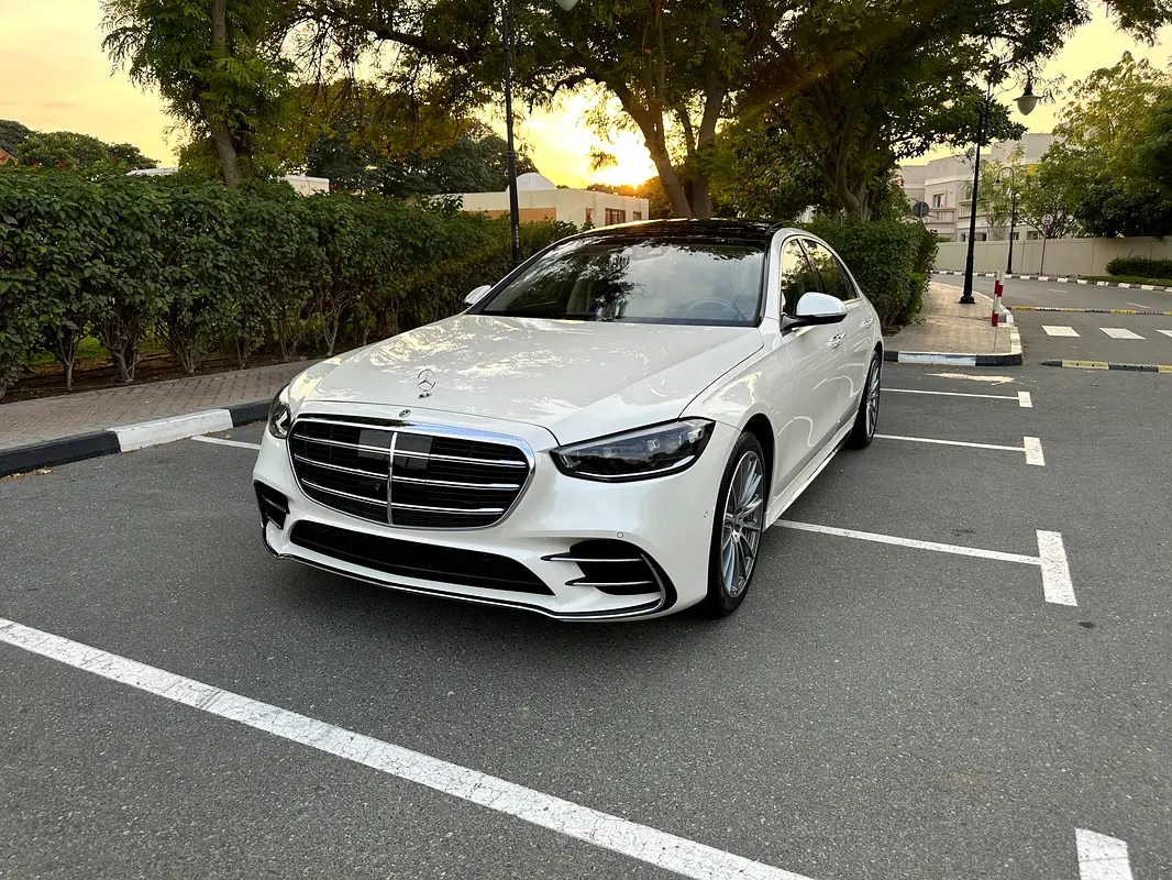 Mercedes-Benz S-Class 2022 — photo 1 of 14