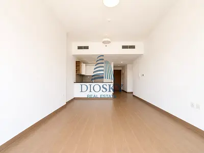 Spacious Apartment | Circle View | Ready & Vacant