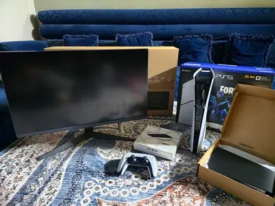 PS5 Slim bundle LG UltraGear 180Hz 27 inch monitor