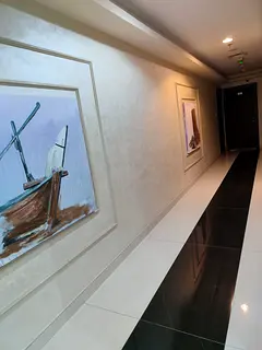 Luxury 2bhk livingroom closed kitchen 50k