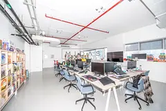 Fitted | Bright Office | Unfurnished