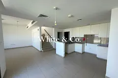 Peaceful | Single Row | Vacant Townhouse