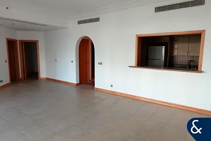 Vacant | Unfurnished | Beach Access