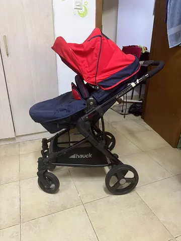 Hauck red reversible stroller in good condition