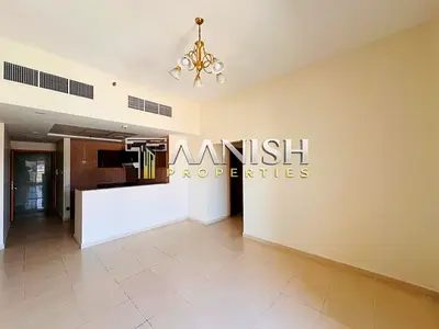 READY TO MOVE IN 2 BEDROOM APARTMENT I BRIGHT & SPACIOUS I PRIME LOCATION