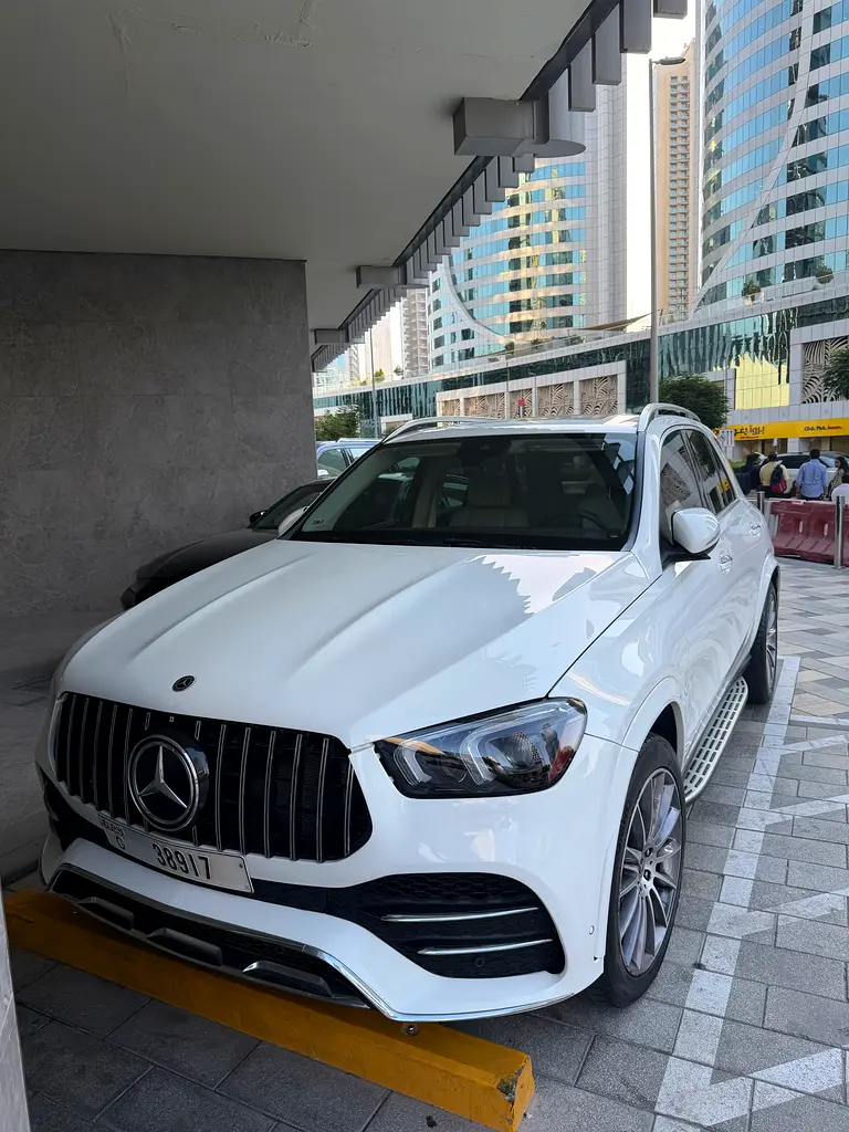 Mercedes-Benz GLE-Class 2021 — photo 1 of 6