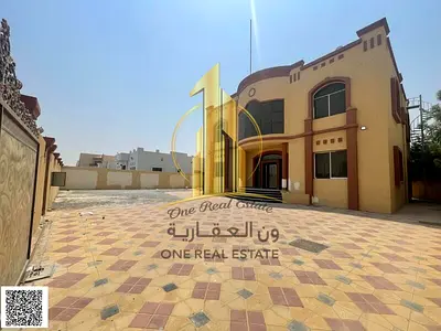🏡 للايجار فيلا مميزة في عجمان – منطقة الرقايب 🏡 ✨ موقع ممتاز قريب من جميع الخدمات والمرافق الحيوية 🛏️ 6 غرف نوم  🛋️ صالة واسعة  🪑 مجلس  🛁 7 حمام