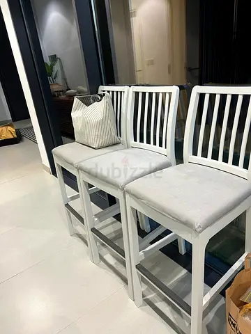 Set of 8 White Wooden Bar Stools with Grey Cushions