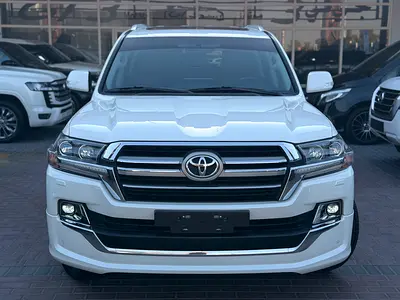 Toyota Land Cruiser GXR Grand Touring 2019 GCC Specs