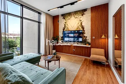 Exceptional Upgrade | Turnkey | Vacant on Transfer