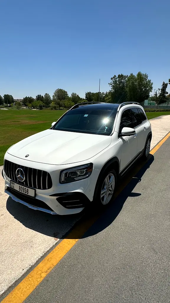 Mercedes-Benz GLB-Class 2020 — photo 1 of 14
