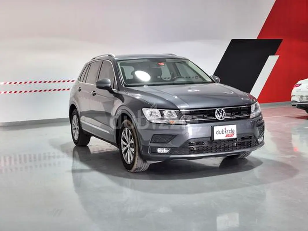 Volkswagen Tiguan 2020 — photo 1 of 16
