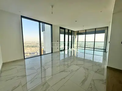 SPACIOUS LAYOUT | WATERFRONT VIEW | BRAND NEW