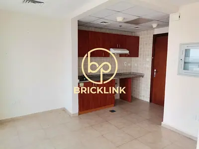 High Floor Studio with Balcony close to metro