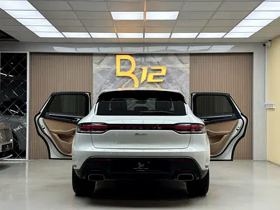 2023 Porsche MACAN — фото 6