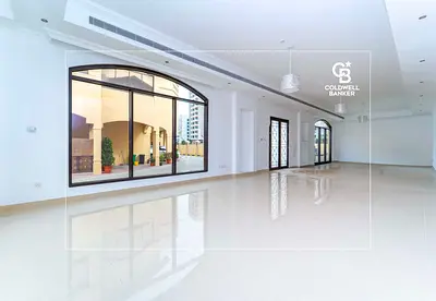 Exclusive Corner Villa | Family Living