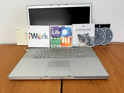 First-Gen Vintage Apple MacBook Pro 17 (2006) – Complete Collectors Bundle (Works Perfectly!)