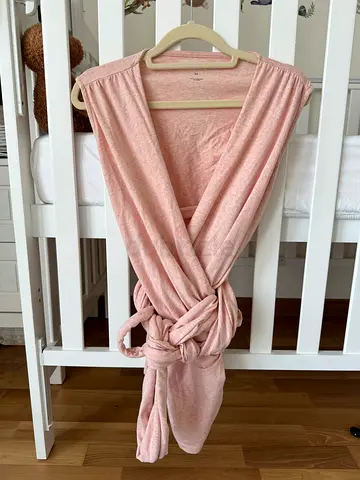 SERAPHINE Babywearing Nursing Wrap Top with Integrated Baby Carrier - Size M