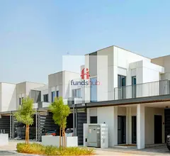 3 bed room villa plus maid room , spacious layout, ready to move