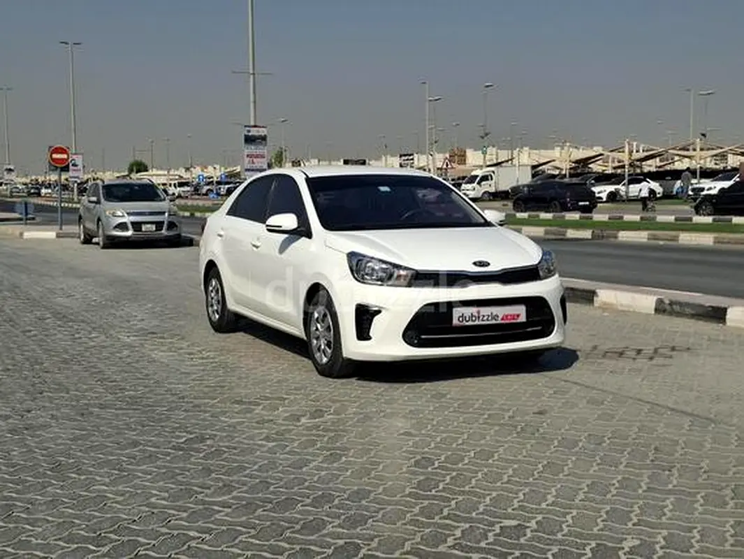 Kia Pegas 2020 — photo 1 of 12