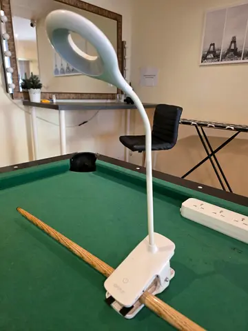 Adjustable Clip-on LED Ring Desk Lamp with Flexible Neck