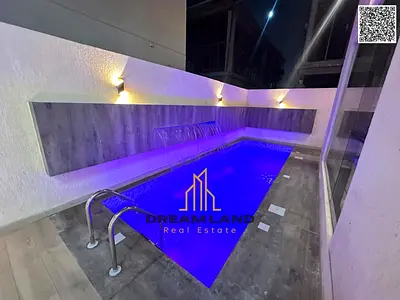 Large villa with excellent design and private swimming pool. Price includes electricity, water, and air conditioning. Freehold ownership.