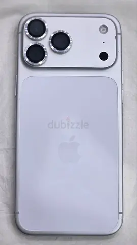 I phone 17 pro max 256 gb 56 cycle count only mobail 1 dants body