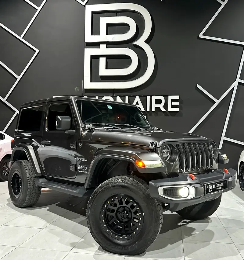 Jeep Wrangler 2021 — photo 1 of 12